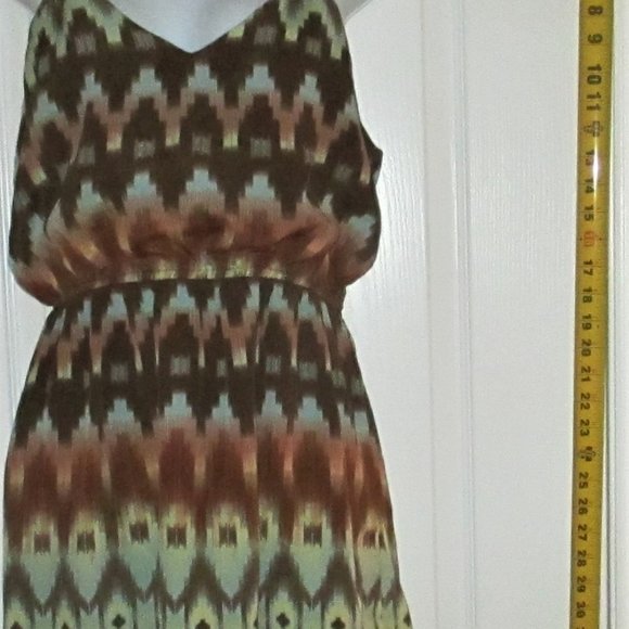 CITY TRIANGLES MULTI COLOR SIZ MED DRESS - Picture 4 of 8